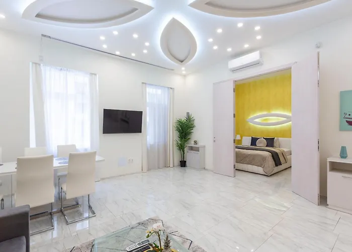 Apartment Luxurious Next To The Danube River